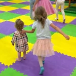 niania - zdjęcie ogłoszenia Szukamy niani do pomocy Kłecko