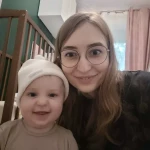 niania - zdjęcie ogłoszenia Szukamy niani na pół etatu na pół roku