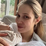 niania - zdjęcie ogłoszenia Poszukujemy opiekunki