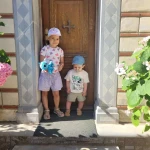 niania - zdjęcie ogłoszenia Opieka nad dwójka dzieci, odbiór ze żłobka I przedszkola. Syn 2 latka, córka 5 lat. 