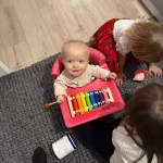 niania - zdjęcie ogłoszenia Szukam opieki do 11 miesięcznej Zosi , Wawer