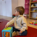 niania - zdjęcie ogłoszenia Poszukujemy niani na 3/4h dziennie