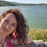 niania - zdjęcie ogłoszenia Poszukujemy opiekunki do wyjścia na spacer 