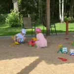 Praca niania, opiekunka