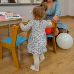 niania - zdjęcie ogłoszenia Szukam ciepłej i pozytywnej osoby do opieki nad roczną dziewczynką