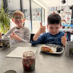 niania - zdjęcie ogłoszenia Opekunka - dwaj chlopcy 7 i 9