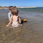 niania - zdjęcie ogłoszenia Poszukujemy troskliwej cioci 