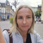 niania - zdjęcie ogłoszenia Poszukuję opiekunki 