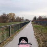 niania - zdjęcie ogłoszenia Dam pracę niani. Marki. 11 mies.