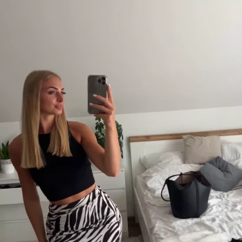 Opiekunka: Wiktoia M.