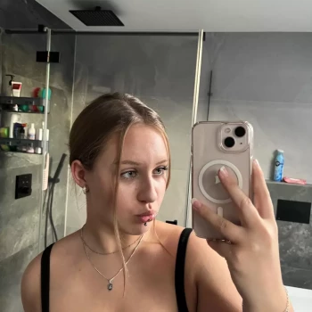 Opiekunka: Wiktoria B.