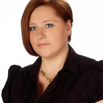 Opiekunka Anna F.: Jestem też krawcową i szyję . Białystok