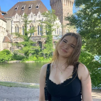 Opiekunka: Faustyna G.
