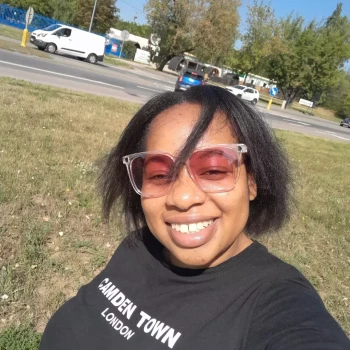 Opiekunka: Yvonne M.
