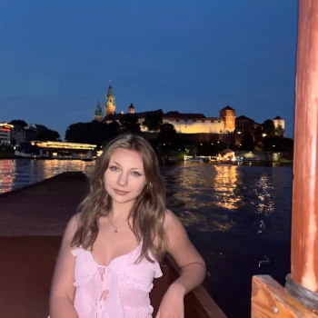 Opiekunka: Weronika S.