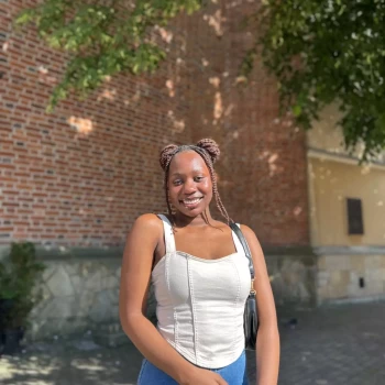 Opiekunka: Danaishe P.