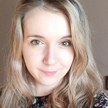 Opiekunka Karolina H.: Posiadam prawo jazdy . Katowice