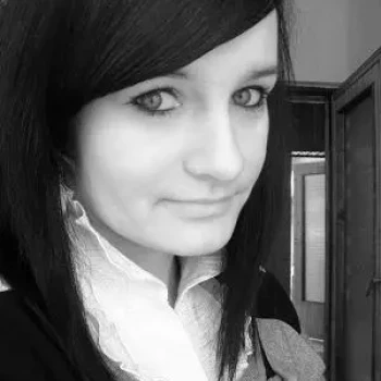 Opiekunka: Anna