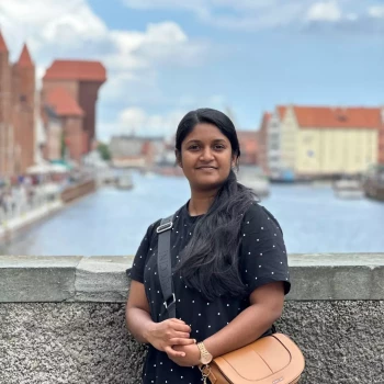 Opiekunka: Megha E.