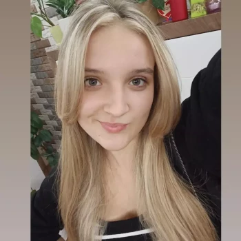 Opiekunka: Karolina S.