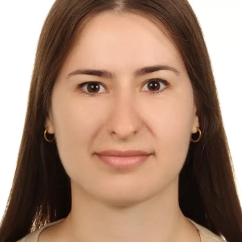 Opiekunka: Karolina R.