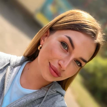 Opiekunka: Julia O.