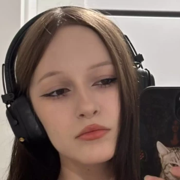 Opiekunka: Viktoriia L.