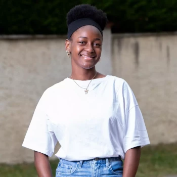 Opiekunka: Nyasha M.