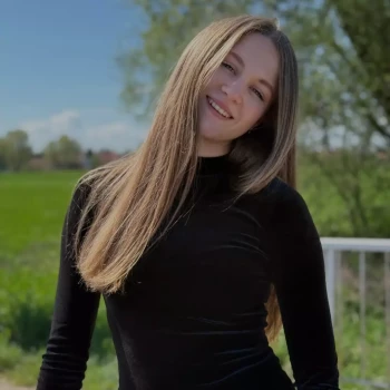 Opiekunka: Karolina D.