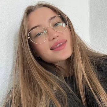 Opiekunka: Viktoria S.