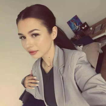 Opiekunka: Yeva K.