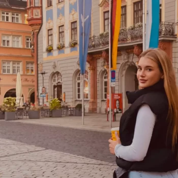 Opiekunka: Yuliia B.