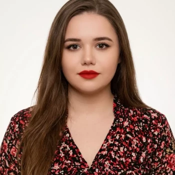 Opiekunka: Zeyneb F.