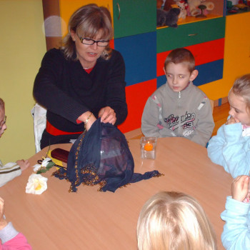Opiekunka Teresa Ż.: w opiece nad dziećmi. Gdynia