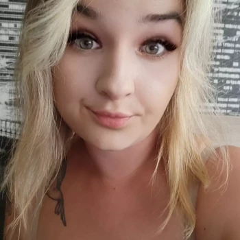 Opiekunka: Karolina Z.