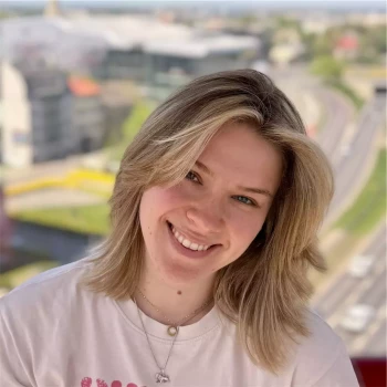 Opiekunka: Karolina S.