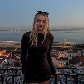 Opiekunka: Karolina D.