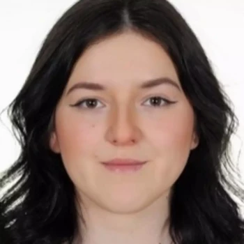 Opiekunka: Laura K.
