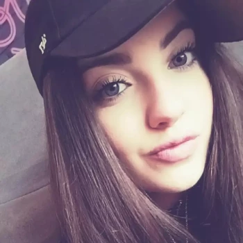 Opiekunka: Karolina C.