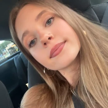 Opiekunka: Kaylah M.