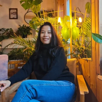 Opiekunka: Prakaikaew K.