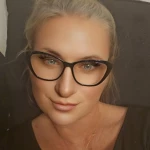 profil osoby sprzątającej