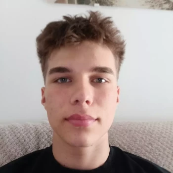 Pomoc domowa: Jakub J.