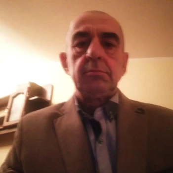 Pomoc domowa: Piotr D.