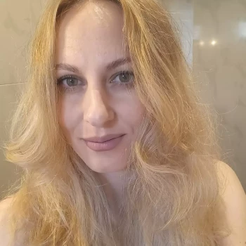 Pomoc domowa: Yuliia S.