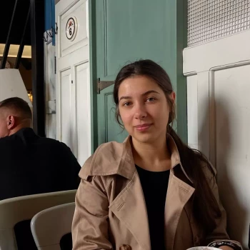 Pomoc domowa: Yelyzaveta K.