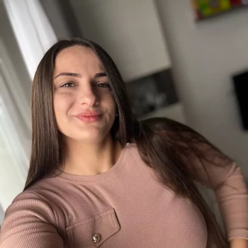 Pomoc domowa: Khrystyna M.