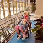 opieka seniora - zdjęcie ogłoszenia Poszukuję osoby do towarzystwa i pomocy w utrzymywaniu higieny. 