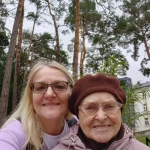 opieka seniora - zdjęcie ogłoszenia Pomoc przy opiece