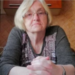 opieka seniora - zdjęcie ogłoszenia Poszukuję opieki dla starszej osoby z chorobą Parkinsna